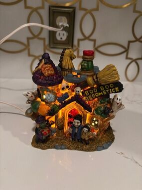 Spooky Hollow Porcelain House Halloween Haunted Boomstick Shop